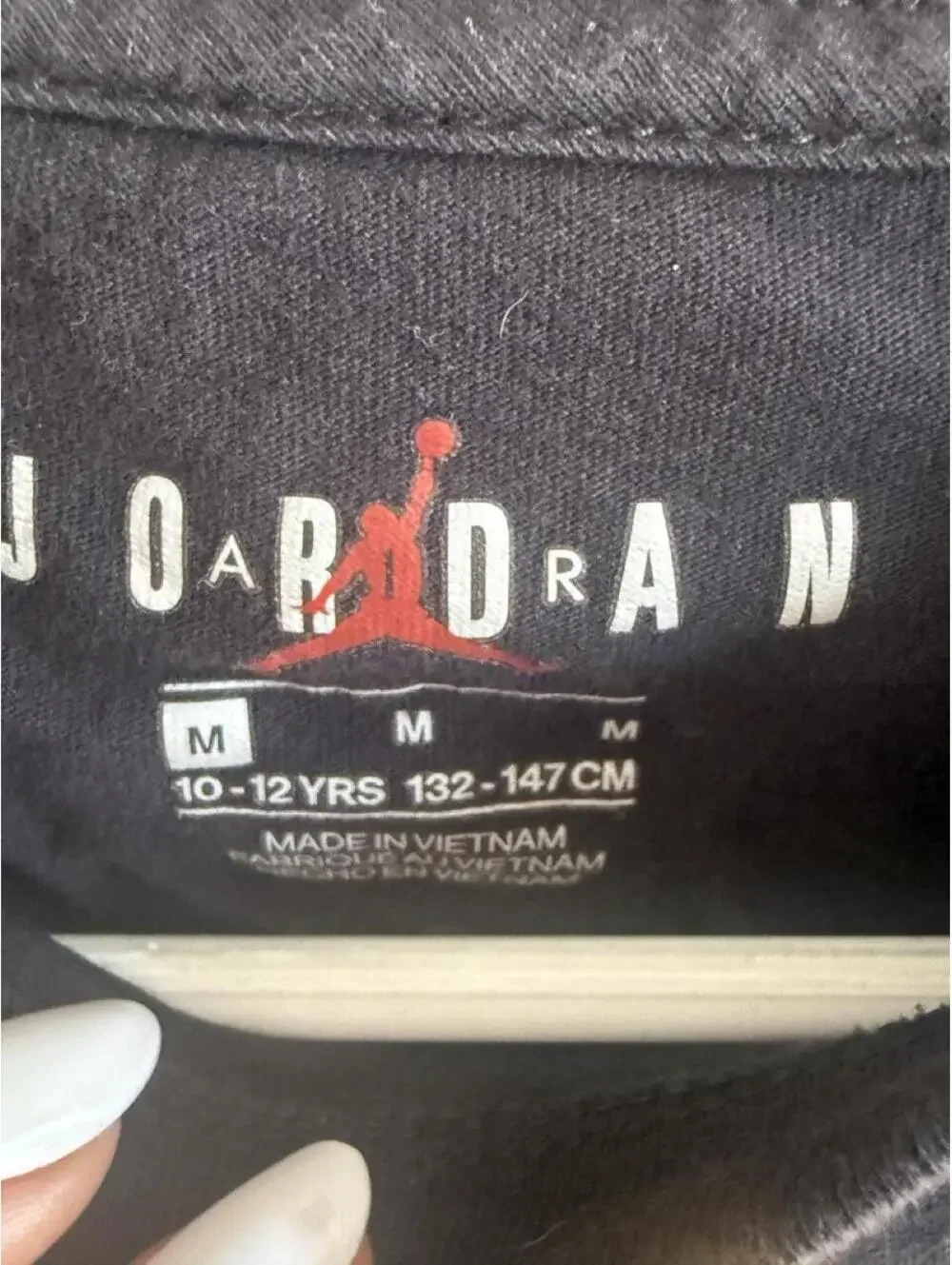 Jordan Boys' Black Graphic T-Shirt Size M (10-12 YRS)